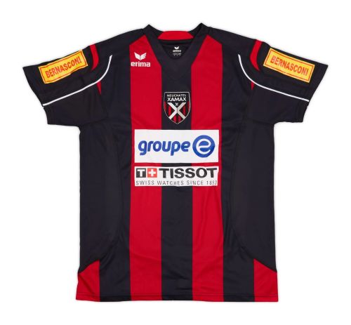 پیراهن اول Neuchâtel Xamax ۰۹-۱۰ (Carry-over)